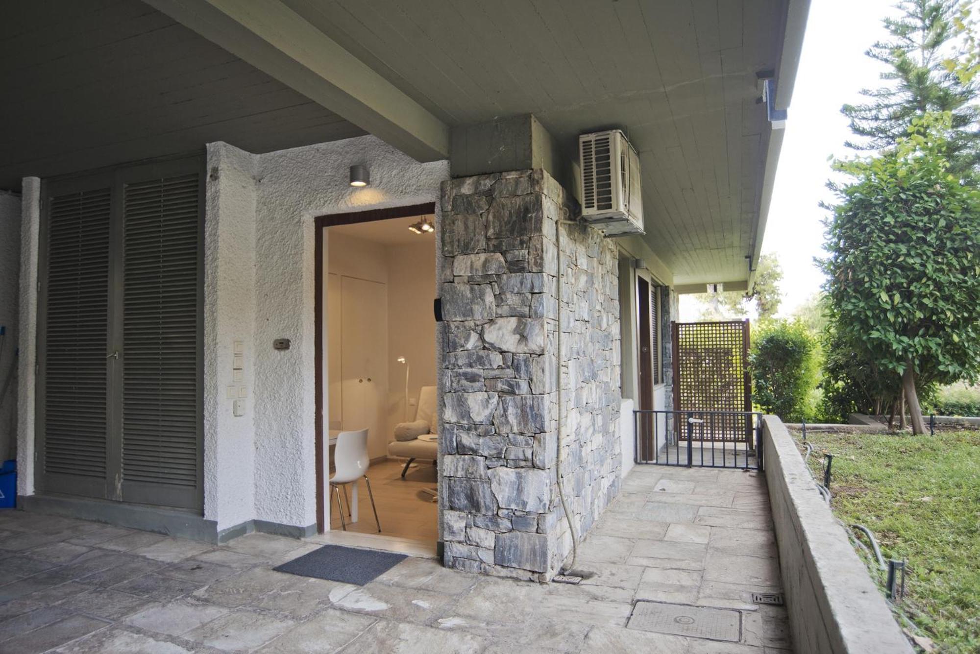 Cozy And Modern Studio Next To The Sea Daire Atina Dış mekan fotoğraf